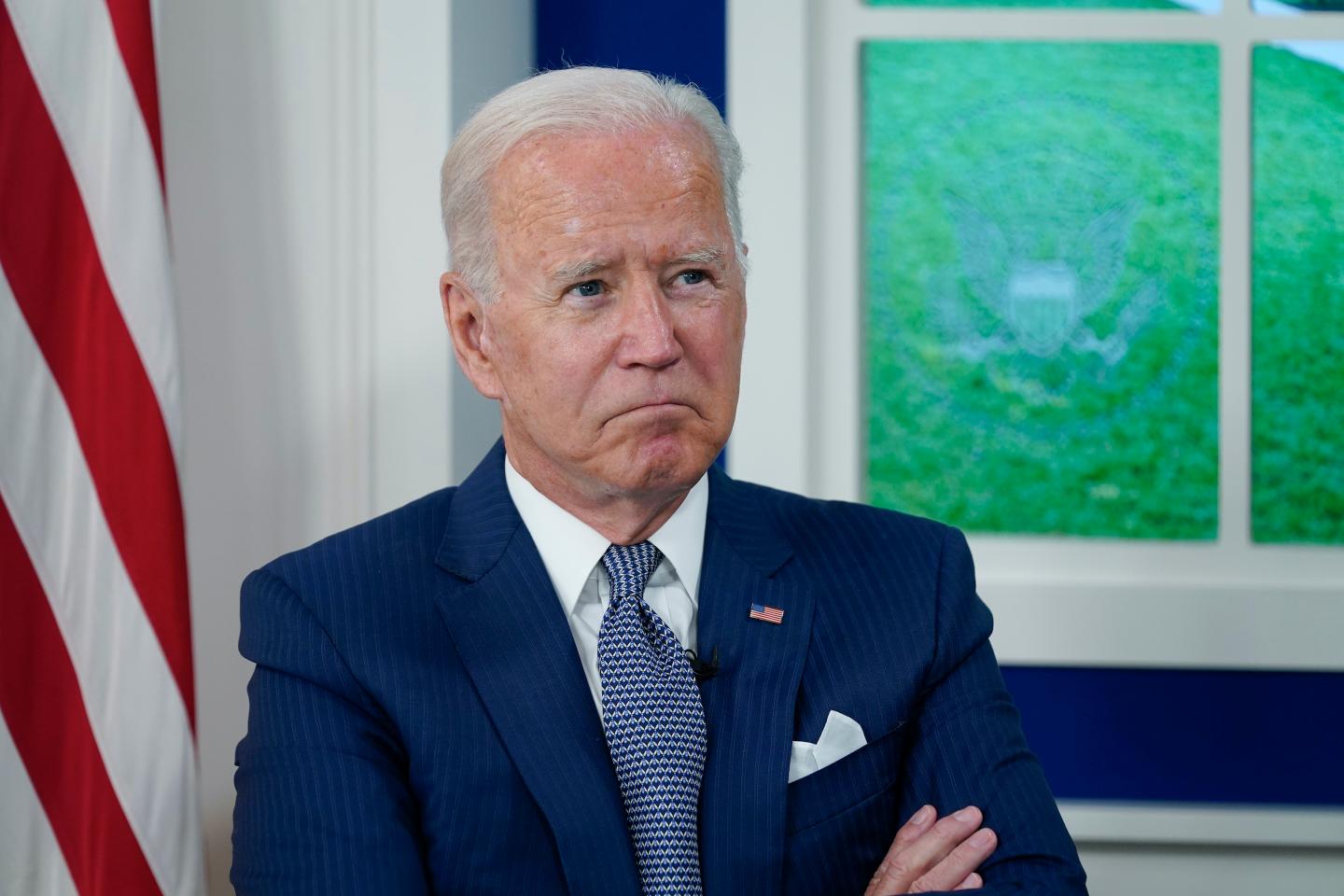 Biden meets with divided Democrats over $3.5 trillion budget plan