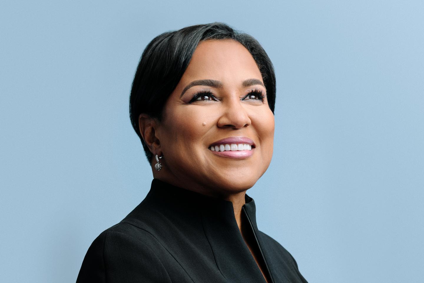 Roz Brewer on what it feels like to be 1 of 2 Black female CEOs in the Fortune 500