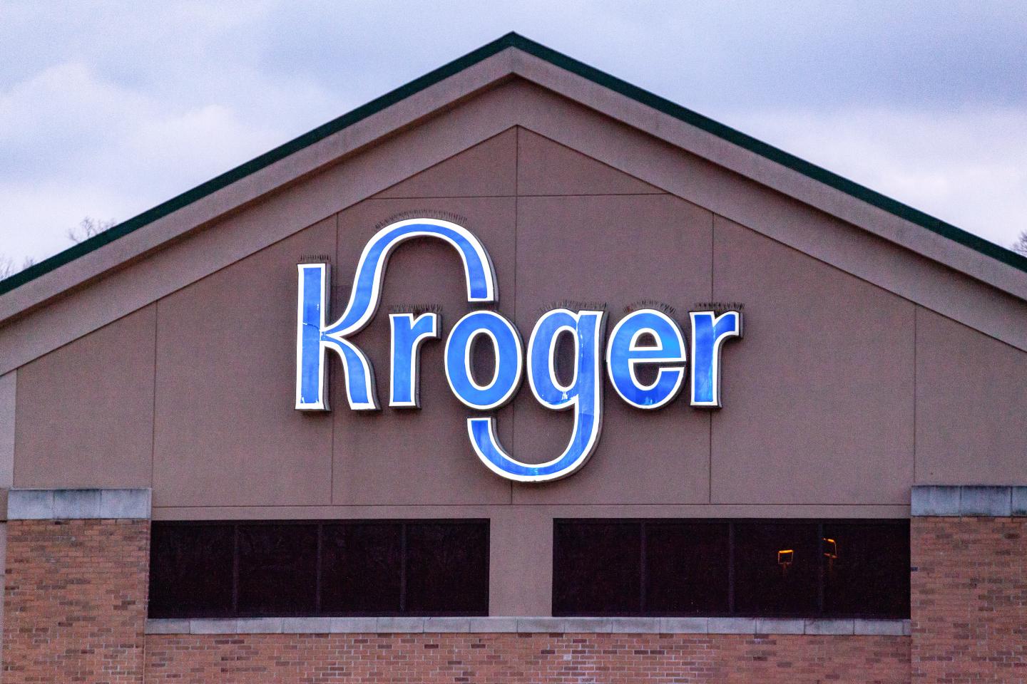 Kroger and Instacart launch 30-minute grocery delivery service in the U.S.