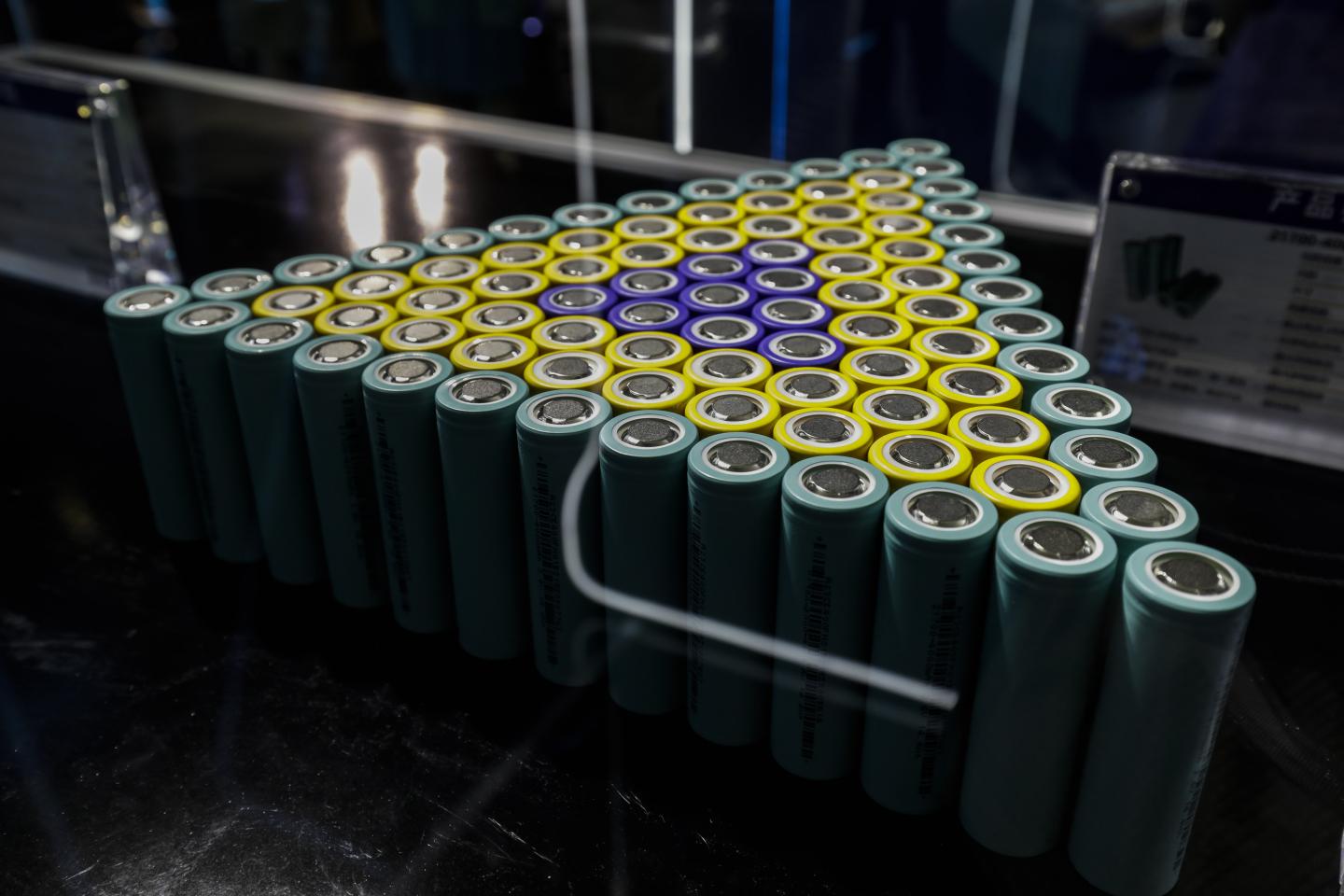 Mercedes teams with Stellantis to create second European EV battery champion