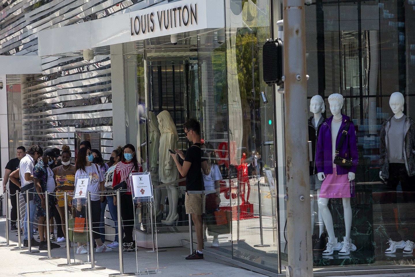 U.S. retail sales unexpectedly jumped in August as consumers shift their spending back to goods