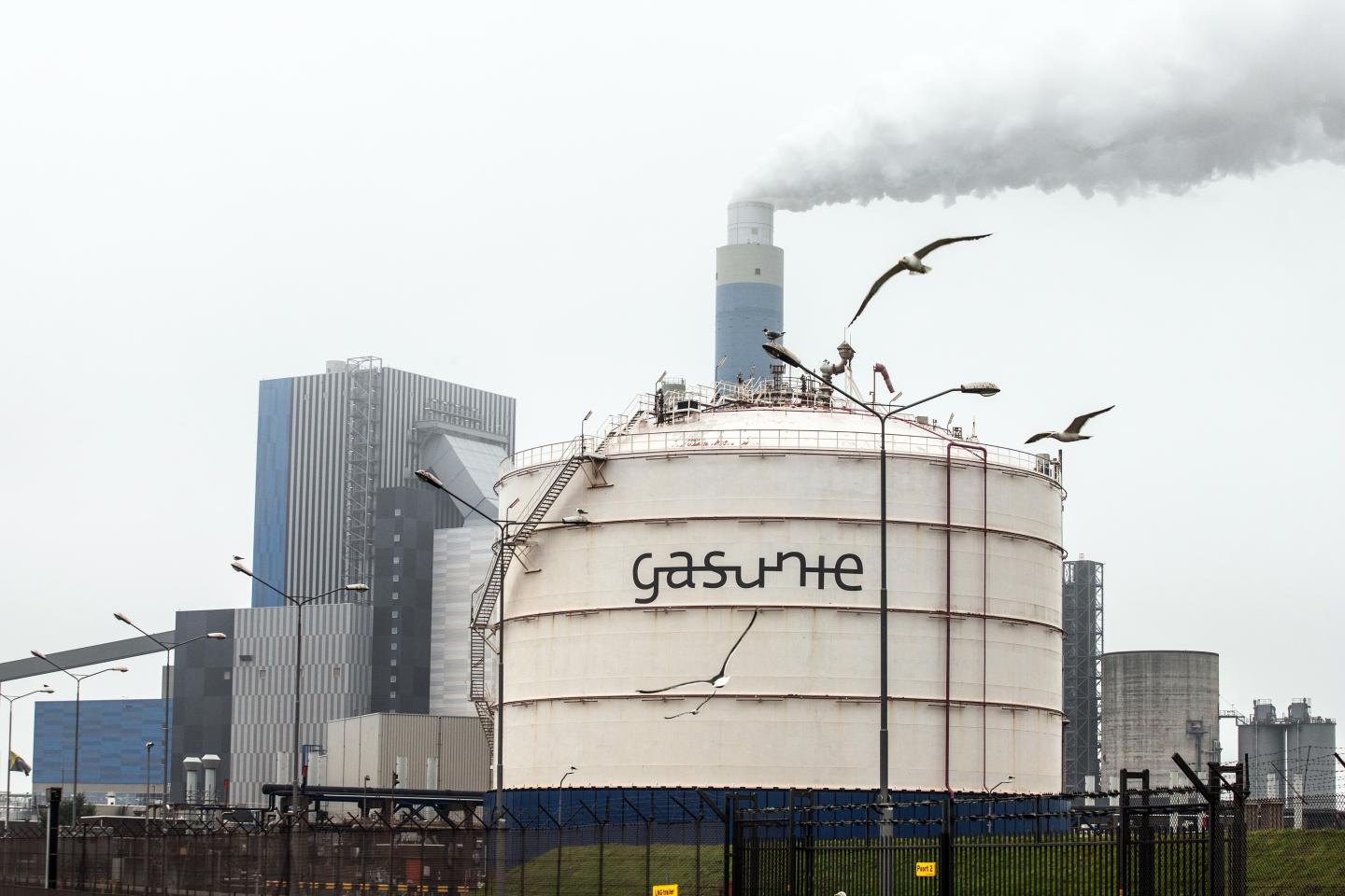 Short of gas, wind, and power: How a perfect storm is roiling the world’s energy market