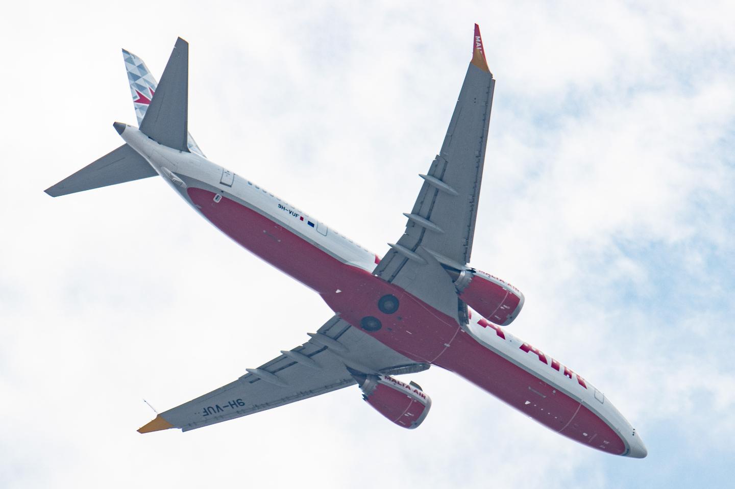 Boeing board members will have to face lawsuit over 737 Max crashes