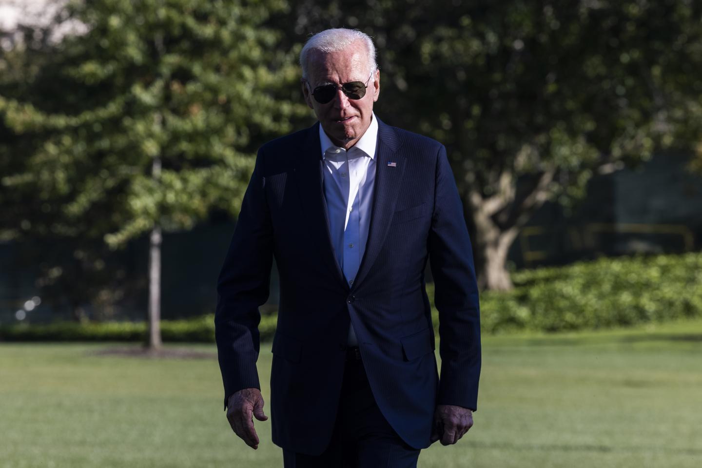 Biden to get COVID booster shot at White House Monday