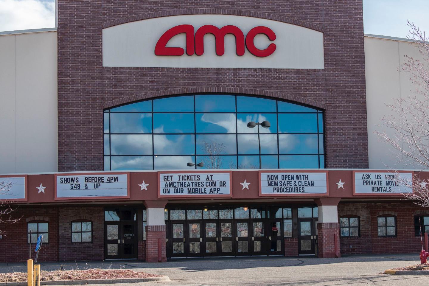 AMC will let customers pay in Ethereum and Litecoin by the end of the year