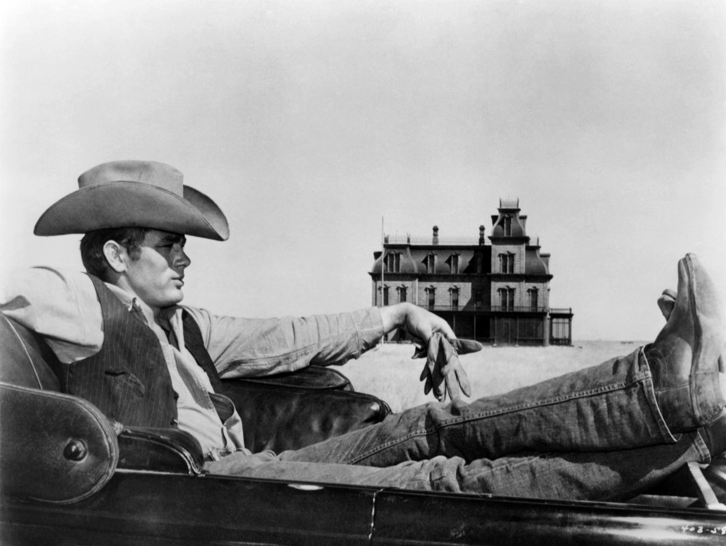 James Dean may be resurrected for a new film, decades after he died