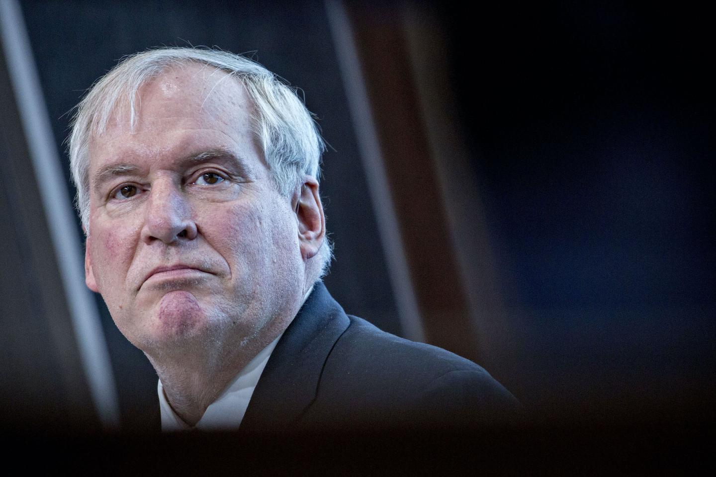 Boston Federal Reserve president Eric Rosengren retires early citing health reasons