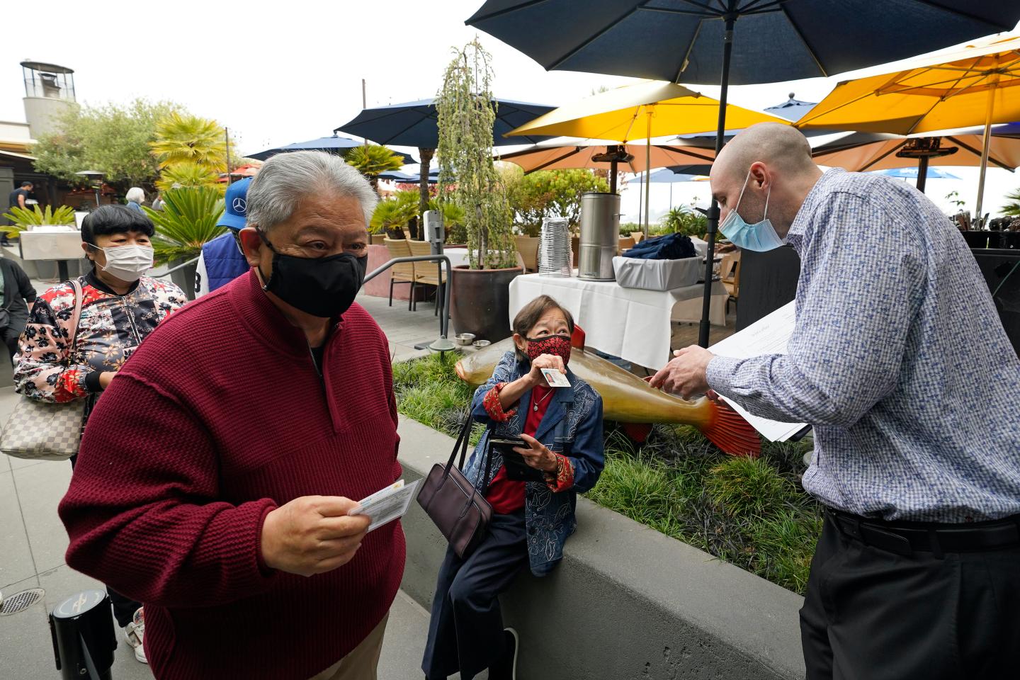 San Francisco Bay Area to ease mask mandates in certain indoor places
