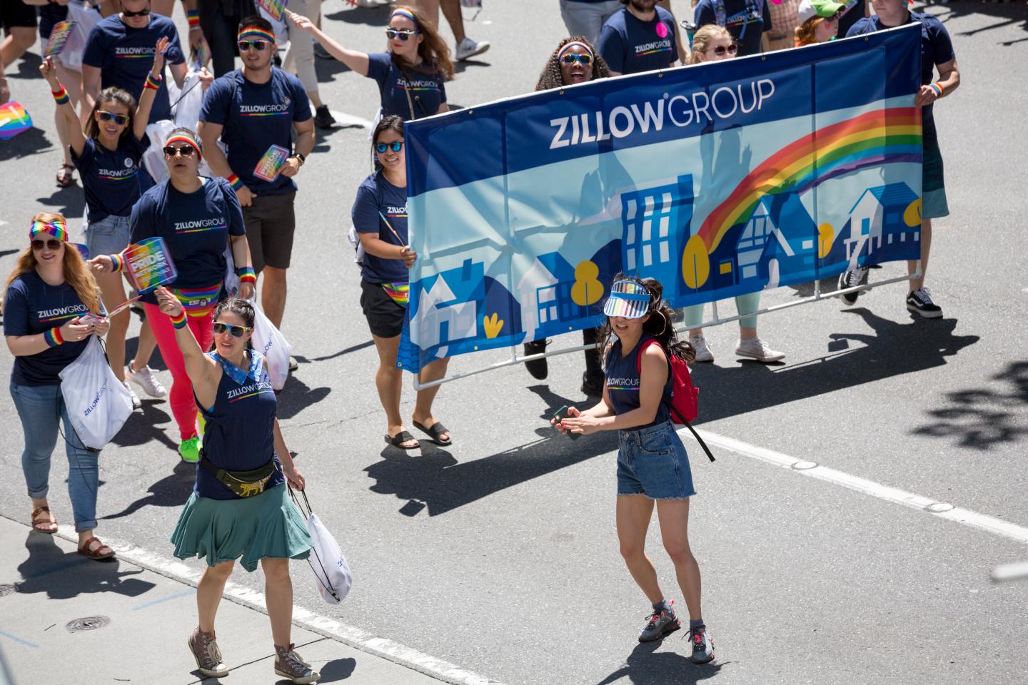 Is Zillow’s plunging stock price a warning about the housing market?