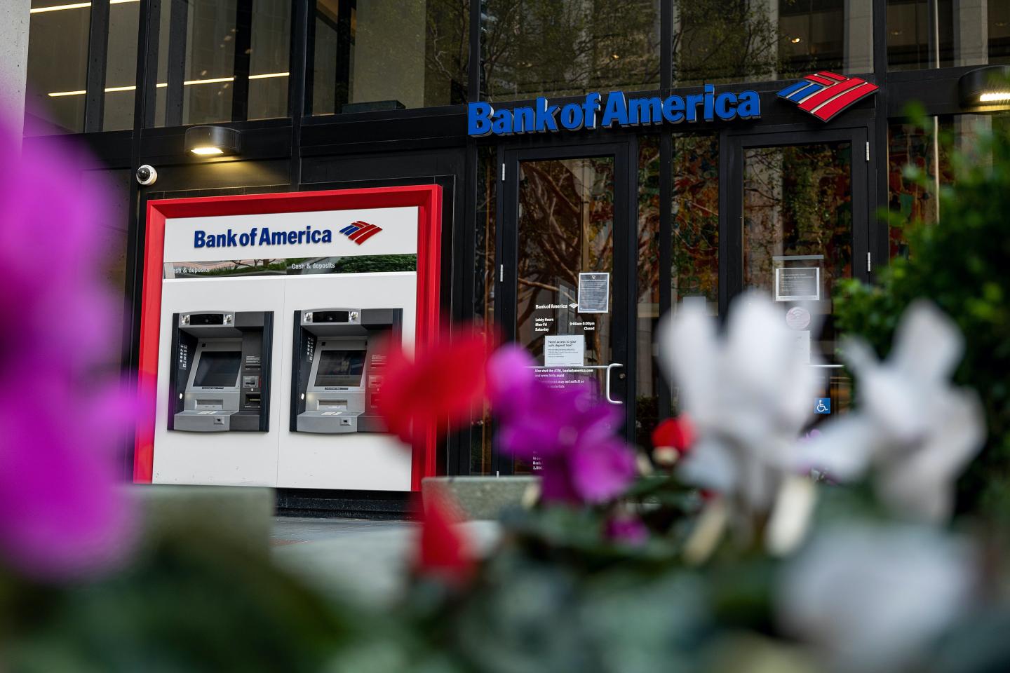Bank of America is giving $200 to Merrill Lynch workers who have been vaccinated