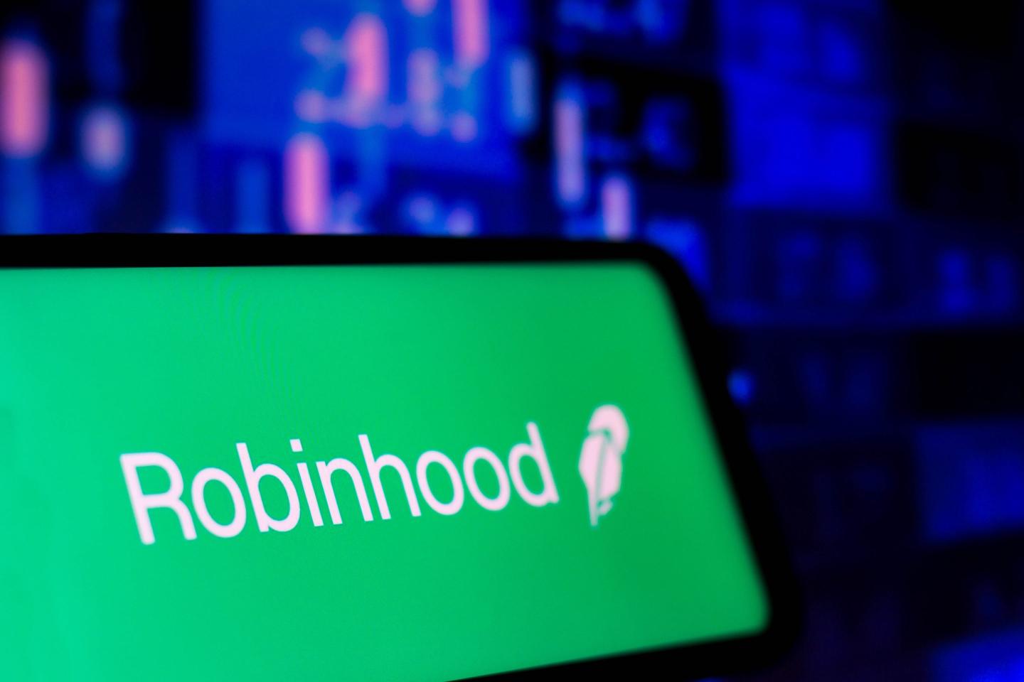 Robinhood reveals data breach that exposed personal information of 7 million customers