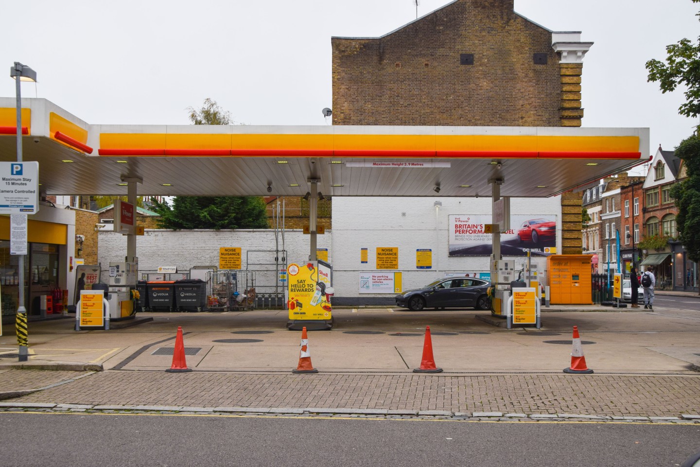 A closed Shell station is seen in Islington. Many UK stations have run out of petrol due to a shortage of truck drivers linked to Brexit, along with panic buying.