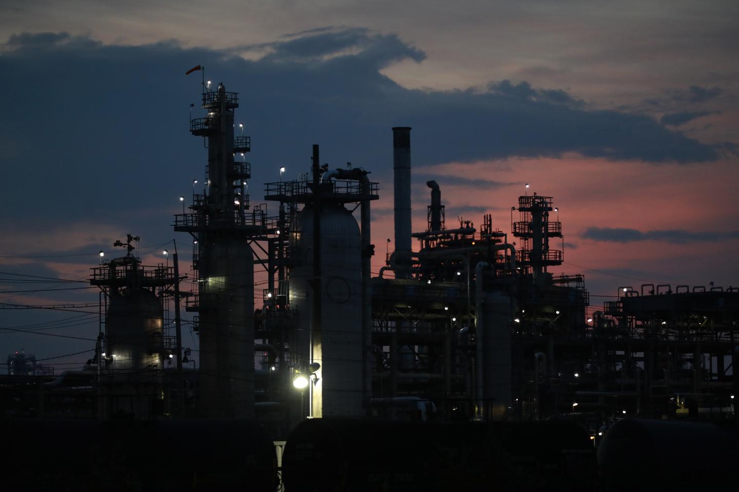 Don’t blame clean energy for the fuel crisis, IEA says