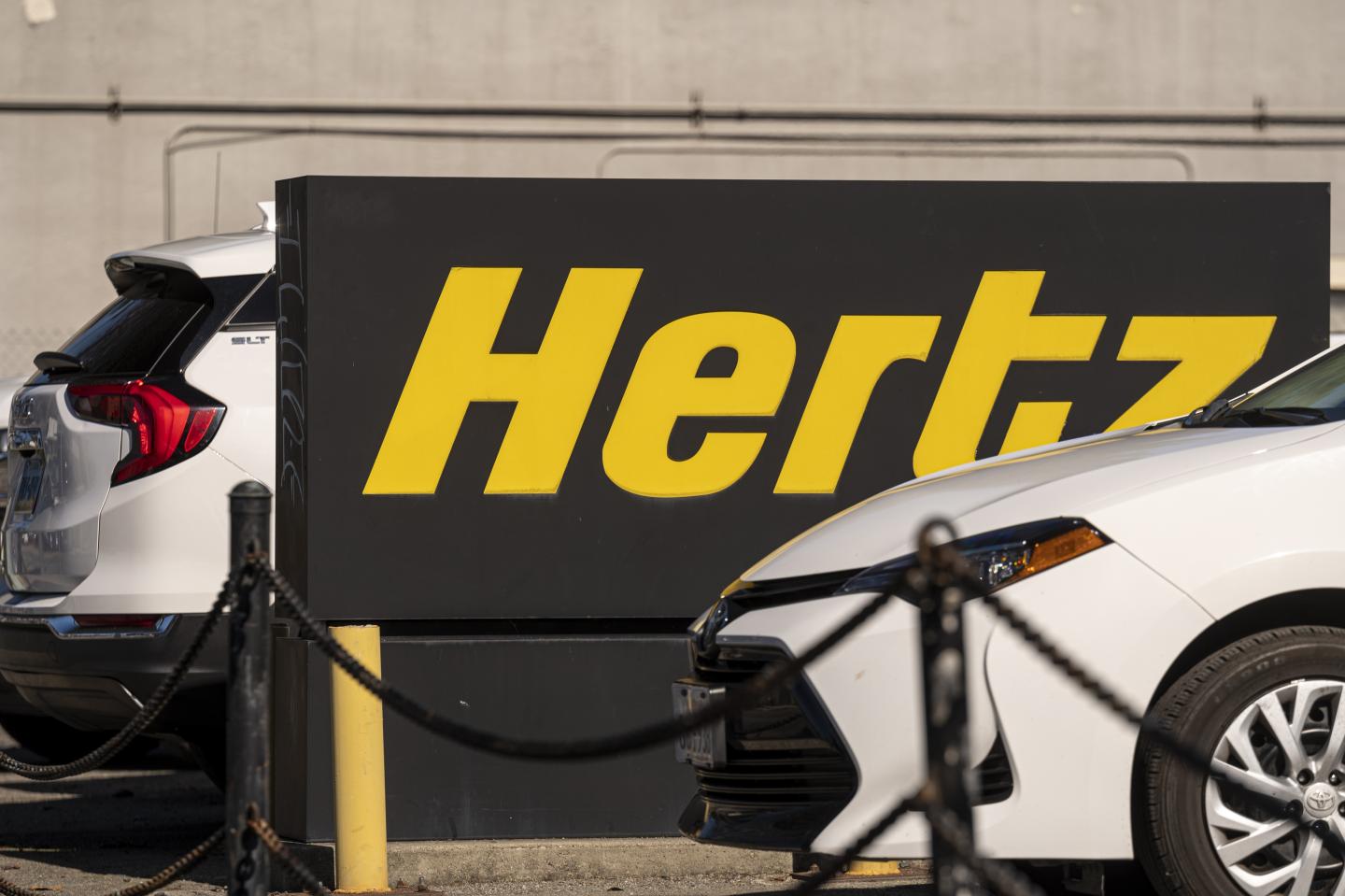 Fresh out of bankruptcy, Hertz is suddenly key to Tesla’s growth plans