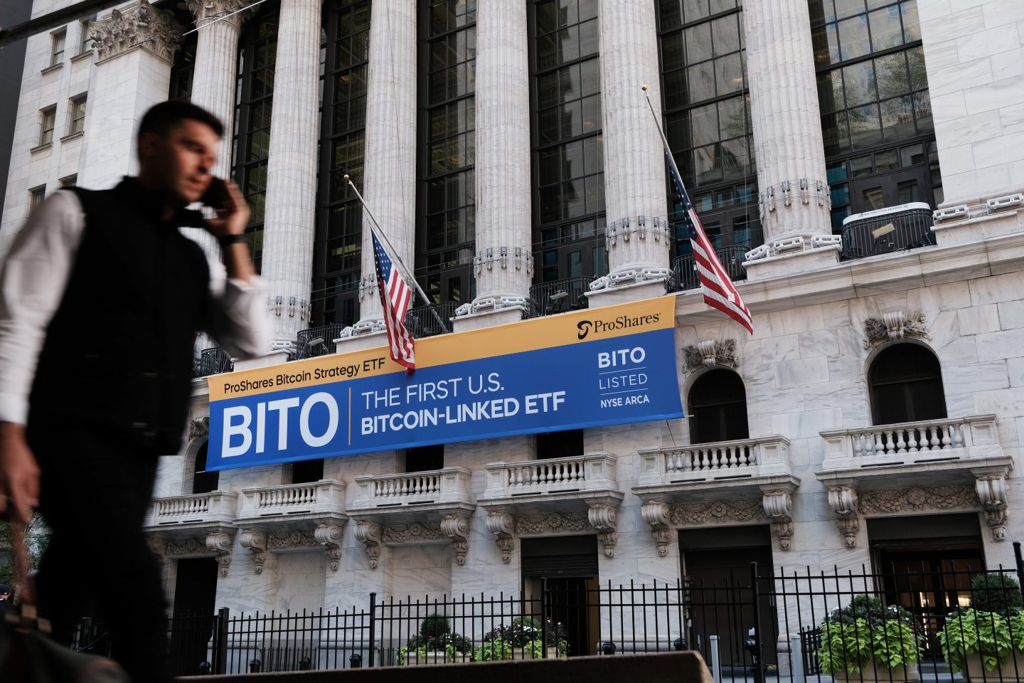 BITO banner on NYSE