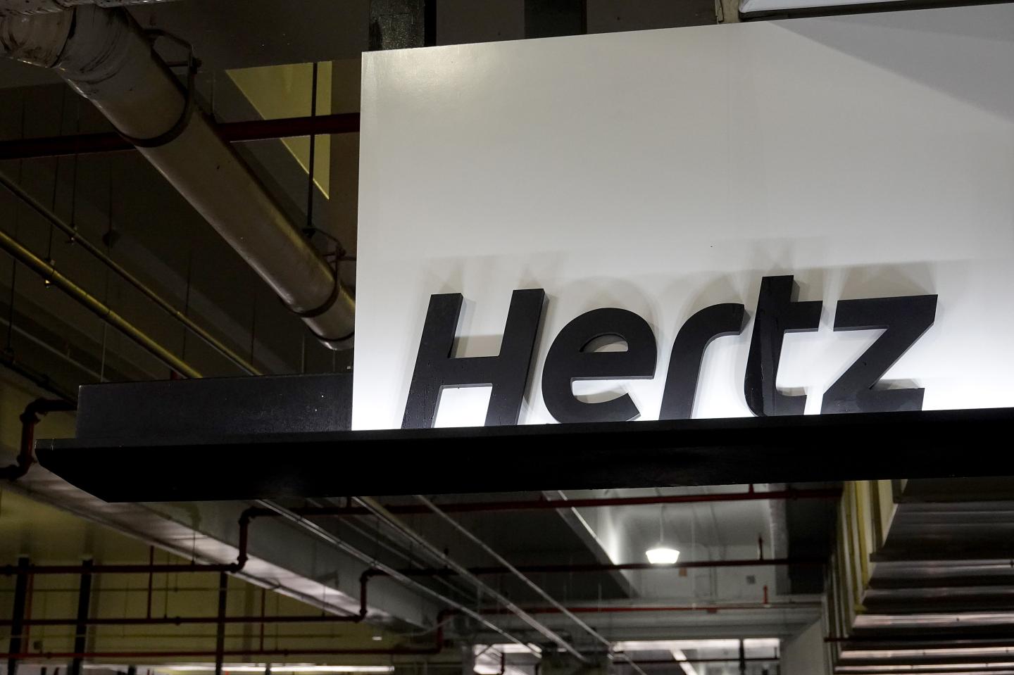 Hertz will rent up to half the 100,000 Teslas it just ordered to Uber drivers