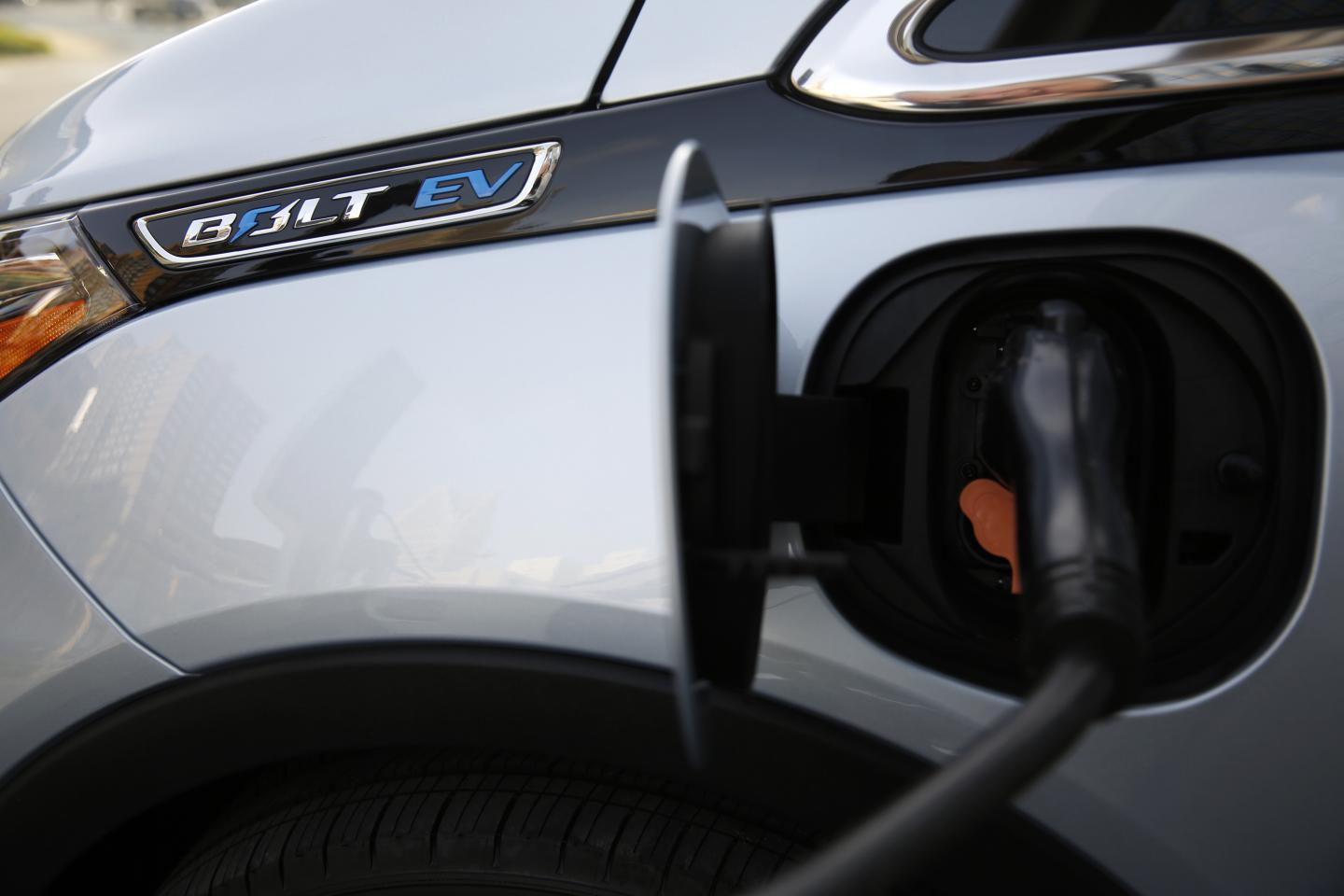 GM is adding 40,000 electric vehicle charging stations in the U.S. and Canada