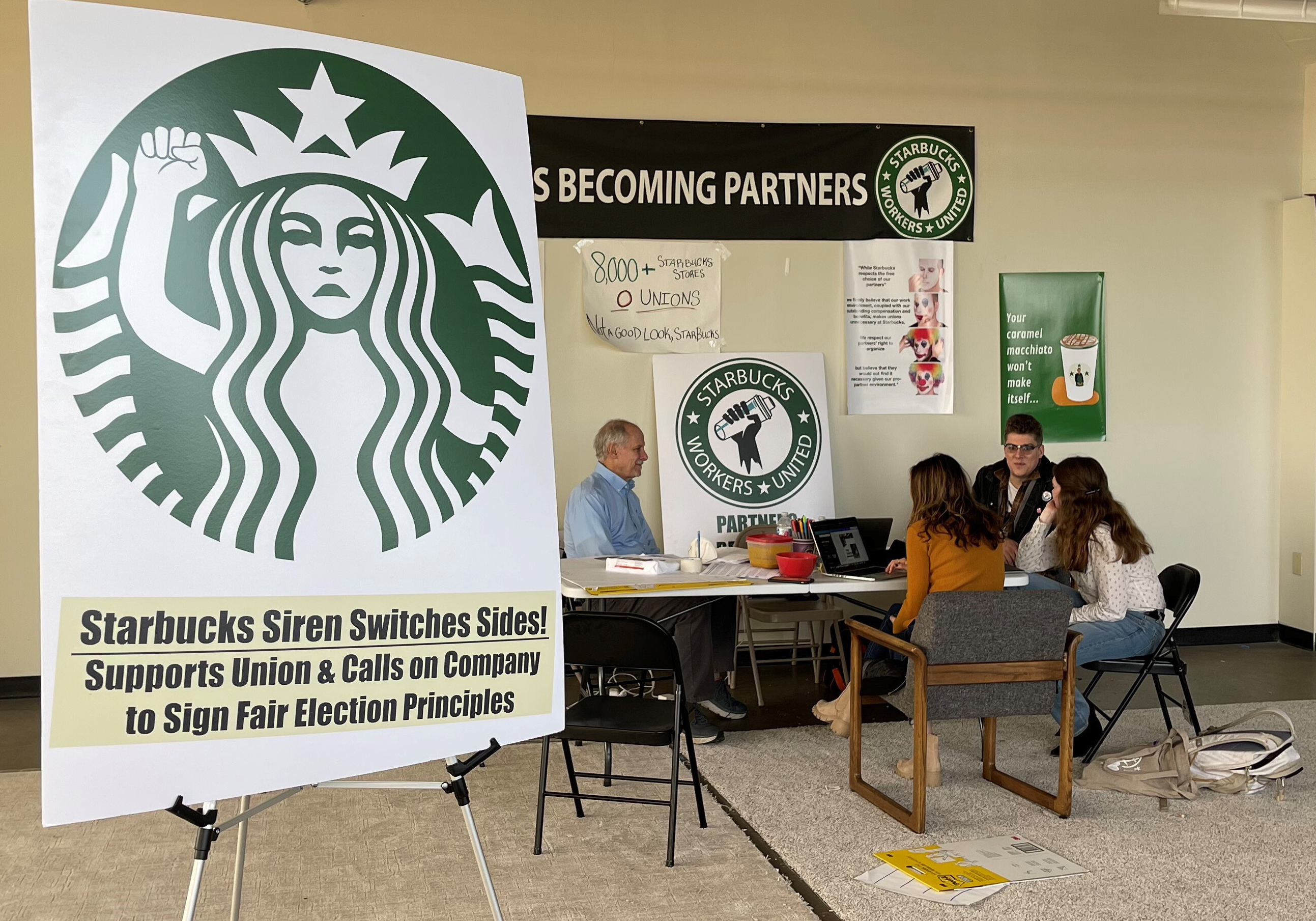 Starbucks union meeting