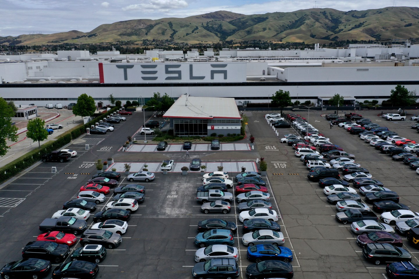 Tesla subjects women to ‘rampant’ harassment, suit says