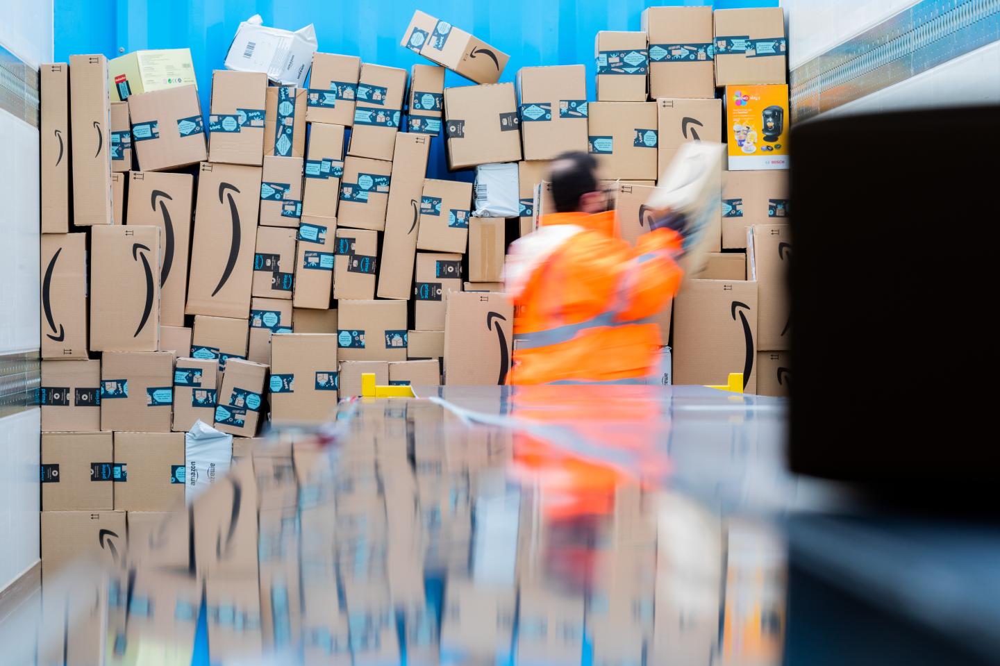 Consumers are already spending heavy for holiday 2021 gifts