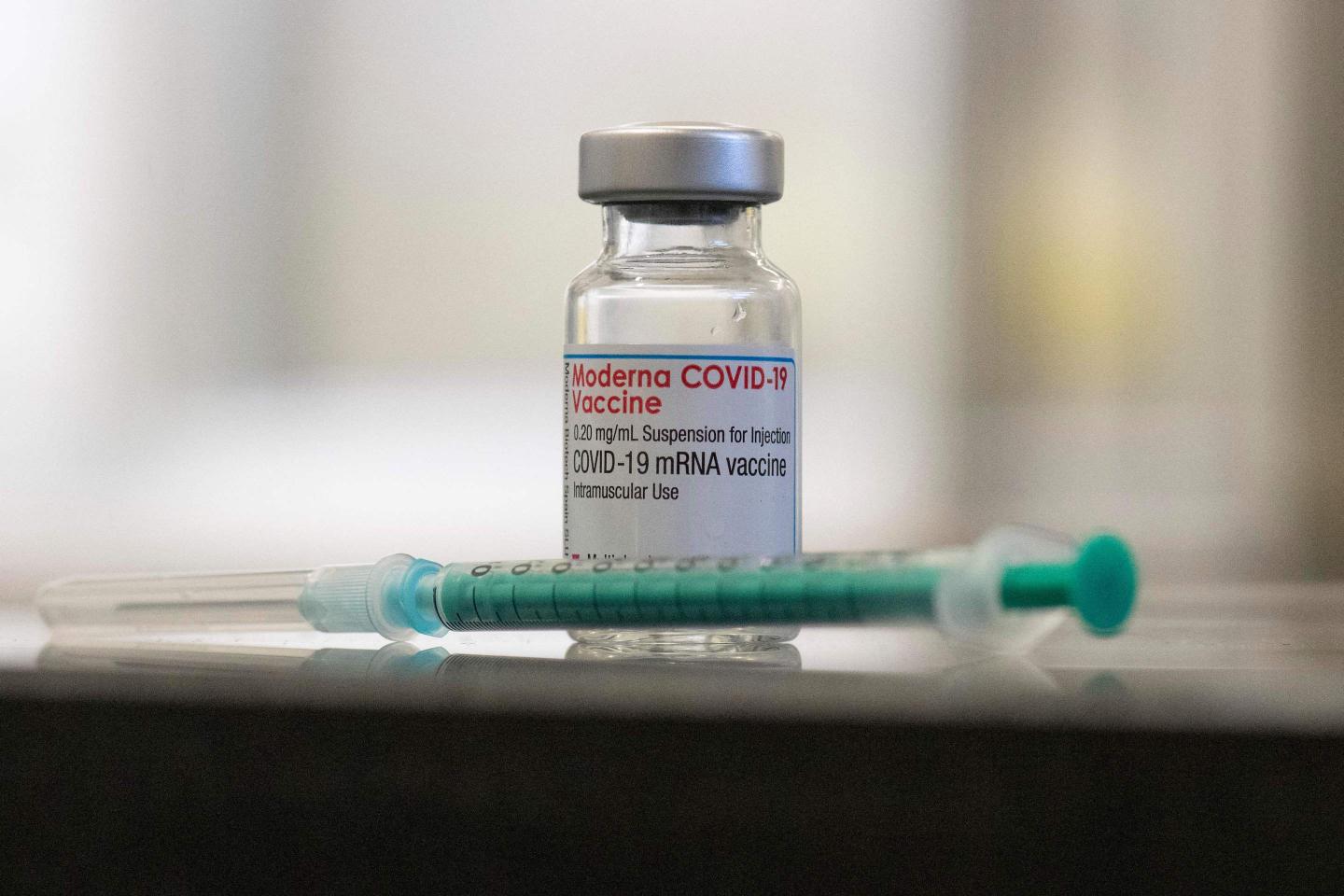 Moderna COVID-19 Vaccine