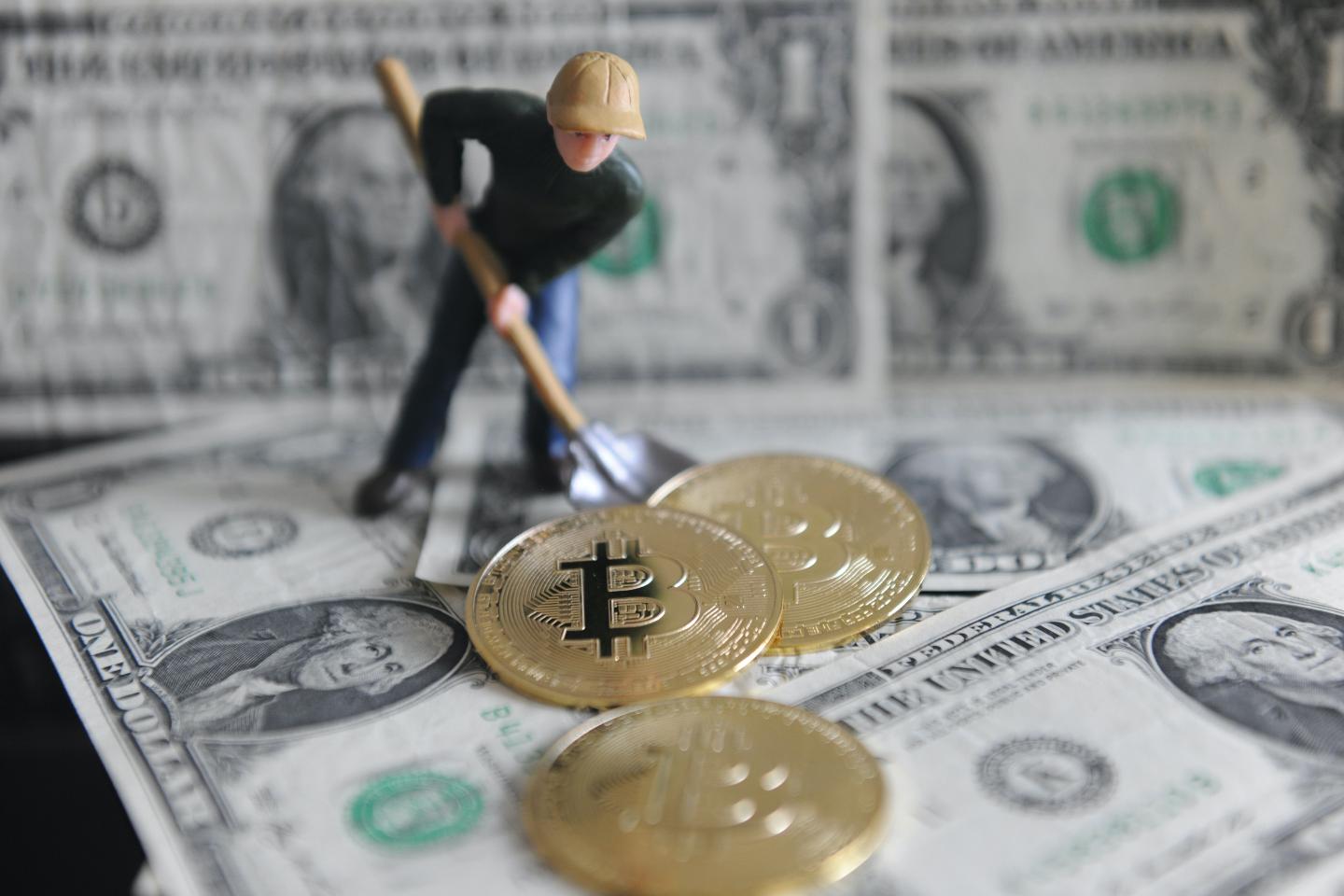 IRS may seize crypto valued at billions of dollars in 2022, according to official