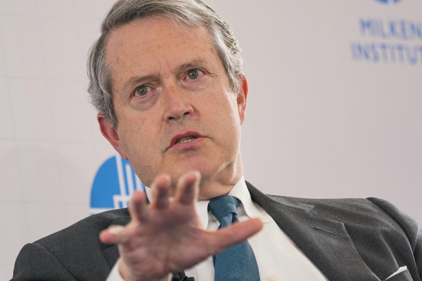 Randal Quarles to resign from Federal Reserve board in December