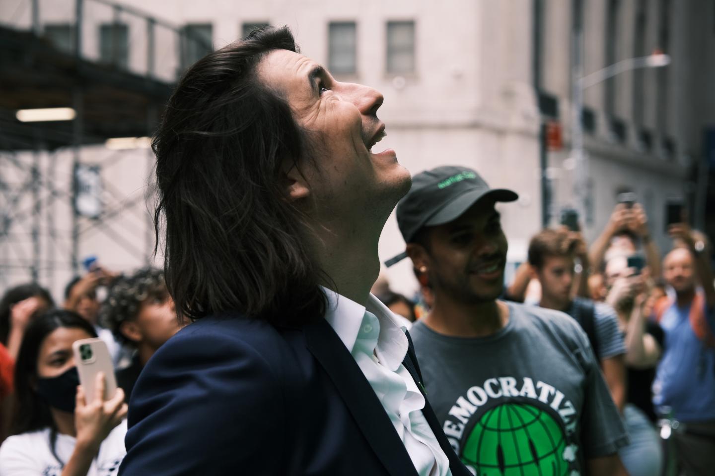 Robinhood expands IPO access to let companies set aside ‘friends and family’ shares