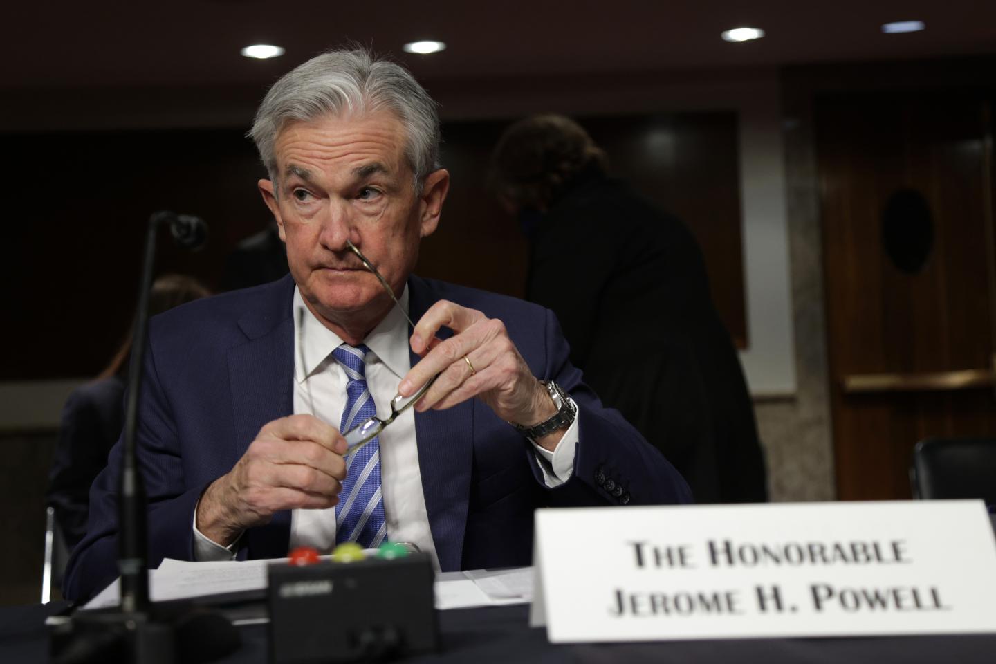 The Fed chair says Omicron is a risk to the economy. Could that mean more stimulus checks?