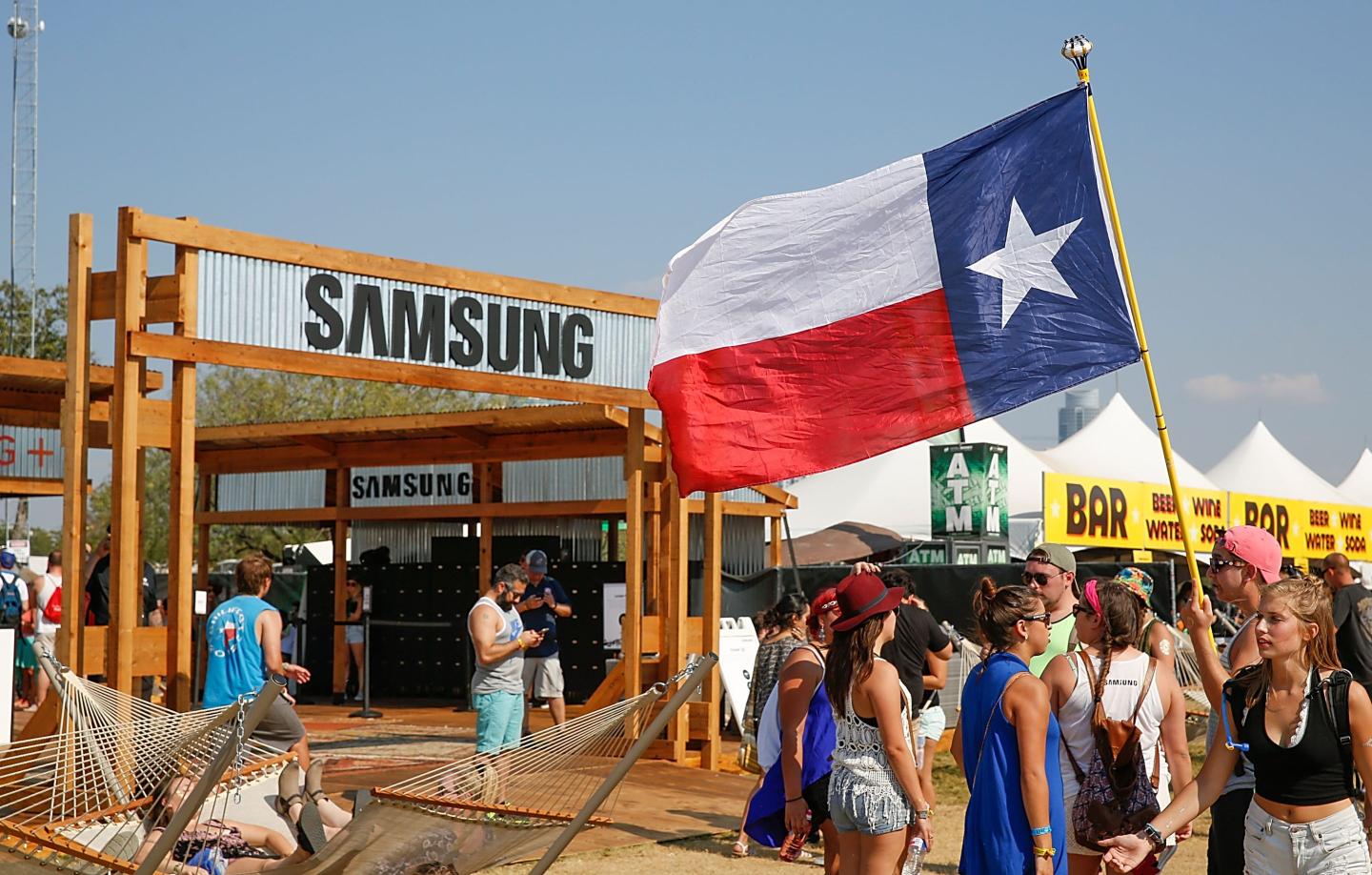 Samsung will build an advanced chip plant in Texas in a win for Biden’s drive to increase U.S. production