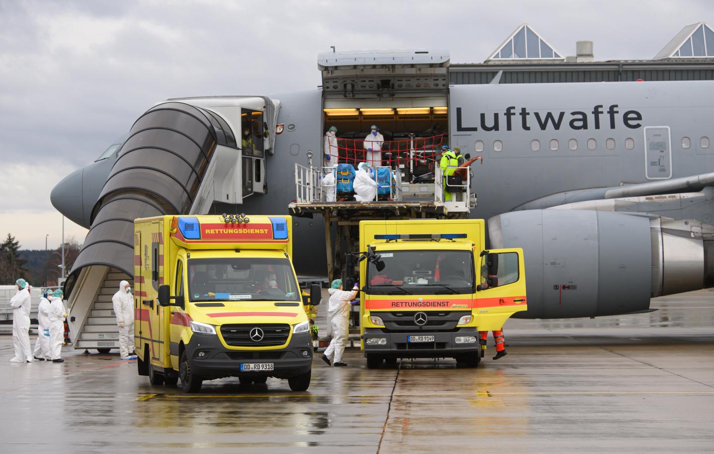 Germany will make COVID vaccinations mandatory if Angela Merkel gets her way
