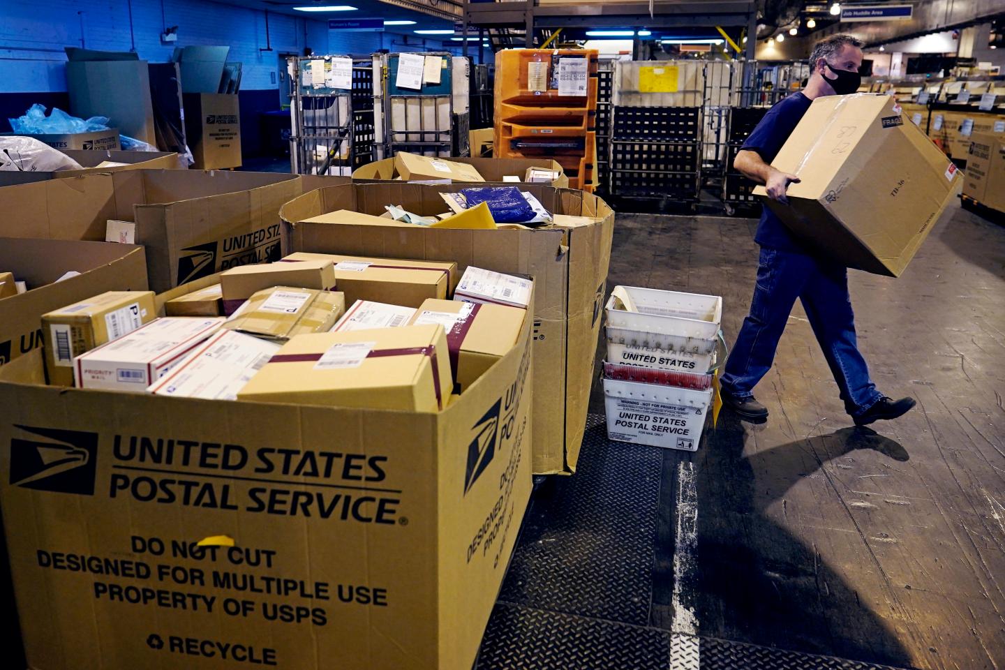 U.S. Postal Service pulled off holiday season recovery plan