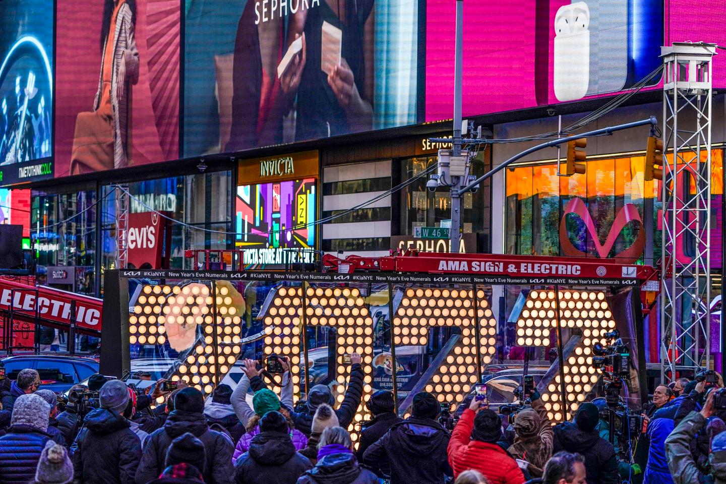 Despite Omicron, the show will still go on in New York’s Times Square on New Year’s Eve