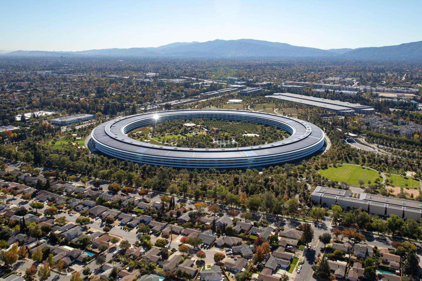 Aerial photo of The Apple Park campus in Cupertino, California