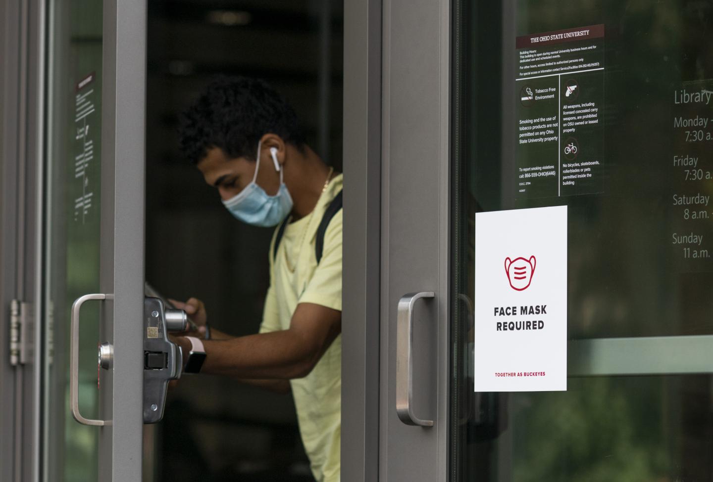 Keep pandemic politics off campus