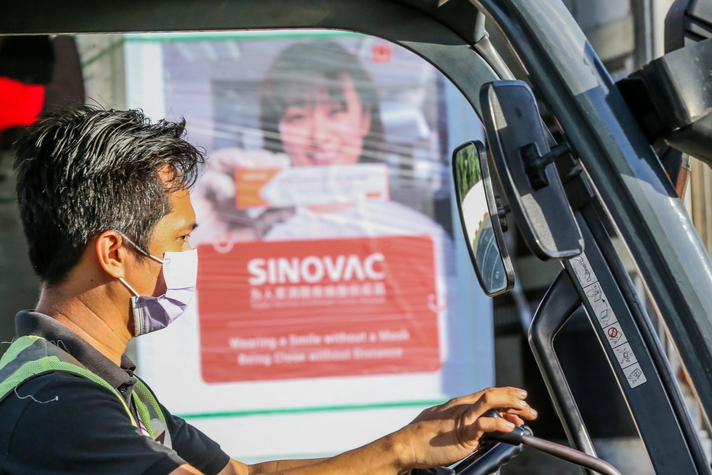 Sinovac—one of the world’s most widely used COVID shots—loses antibody protection against Omicron, says Hong Kong study