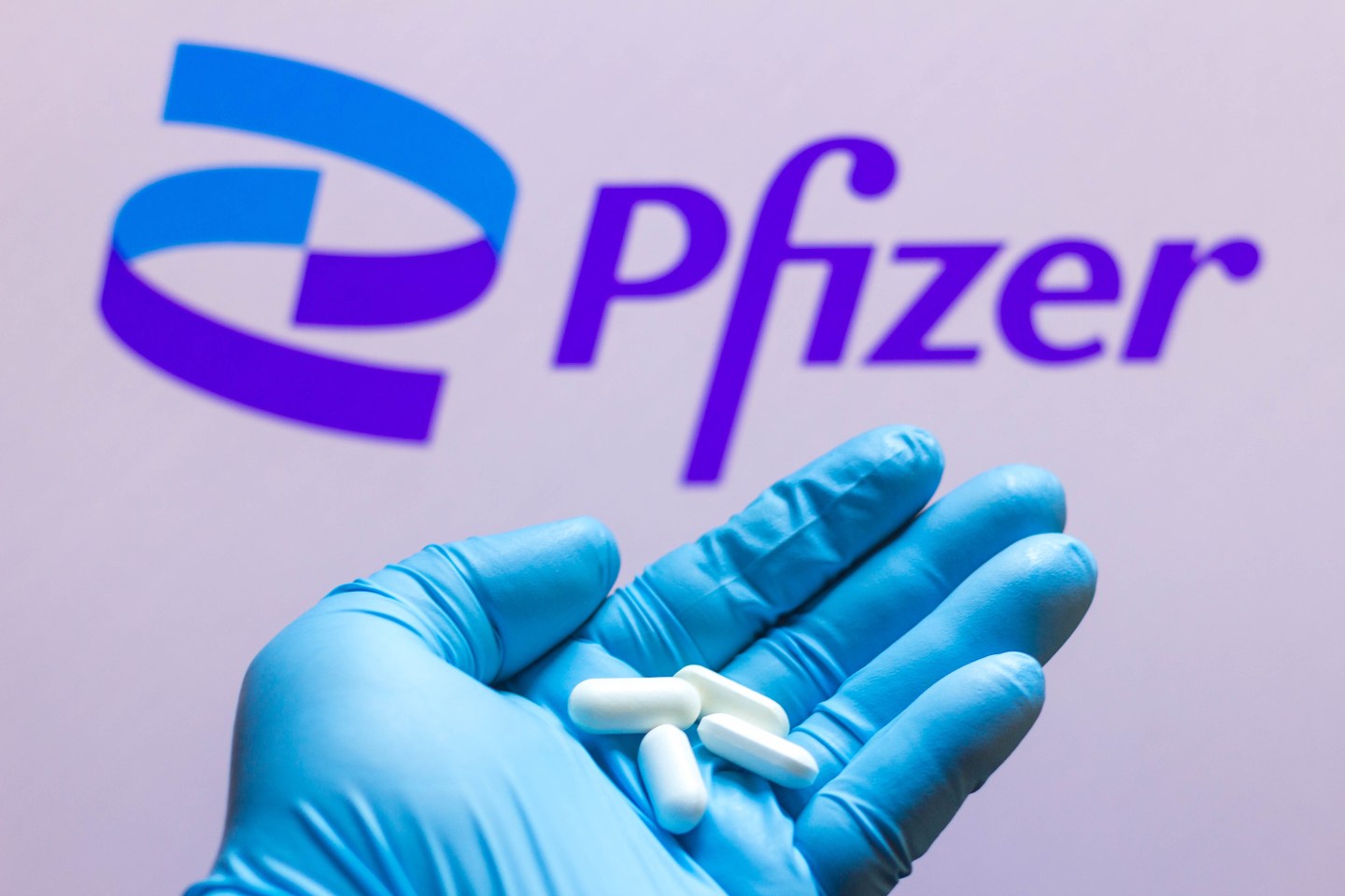 Pfizer logo pill