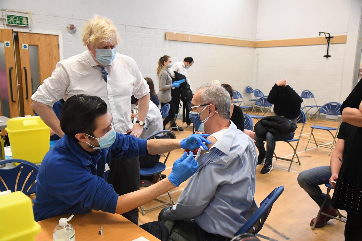PM Visits Vaccination Centre In London