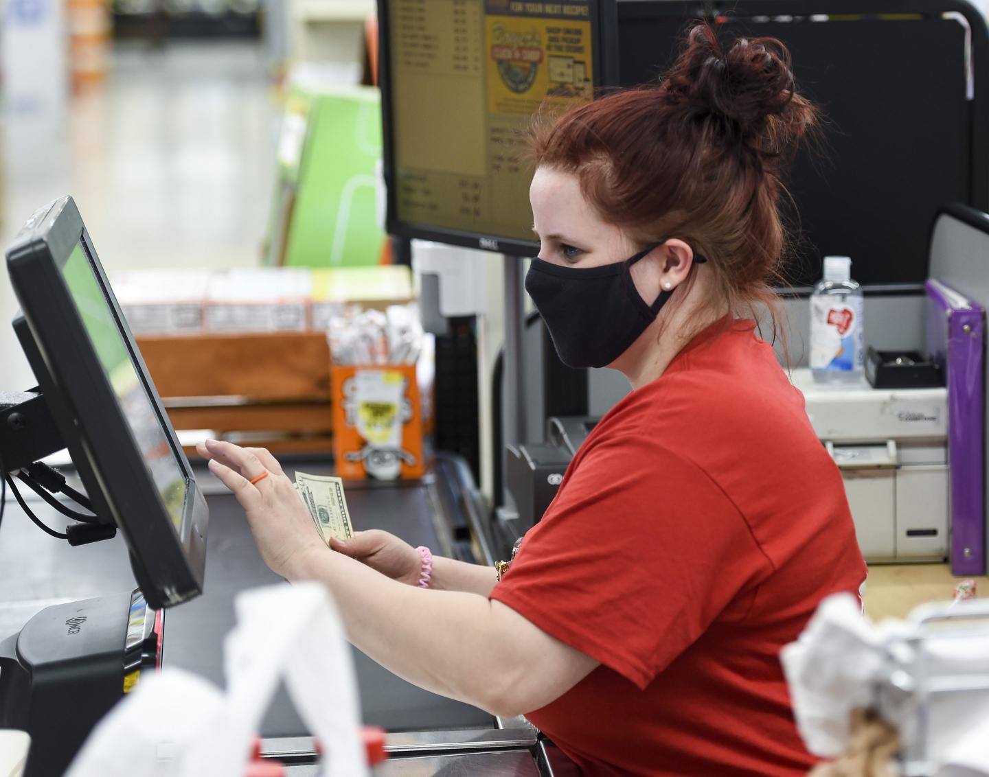 Inflation is high, but wage gains for low-income workers are higher. For now