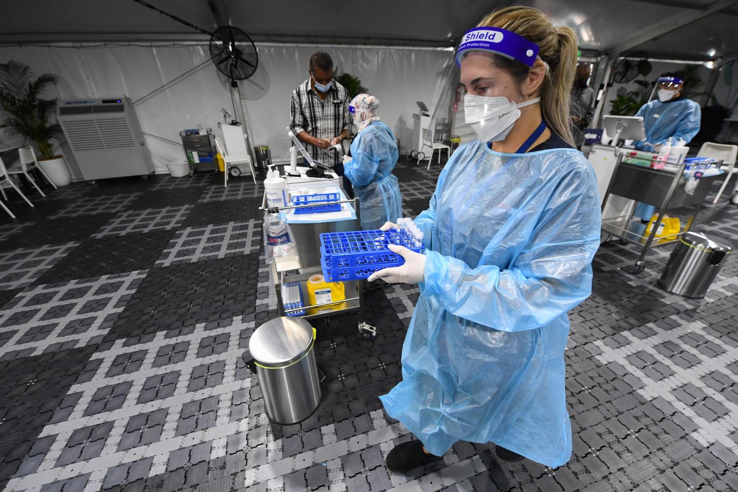 Australia finds a new ‘Omicron-like’ COVID strain that’s harder to track through typical screening
