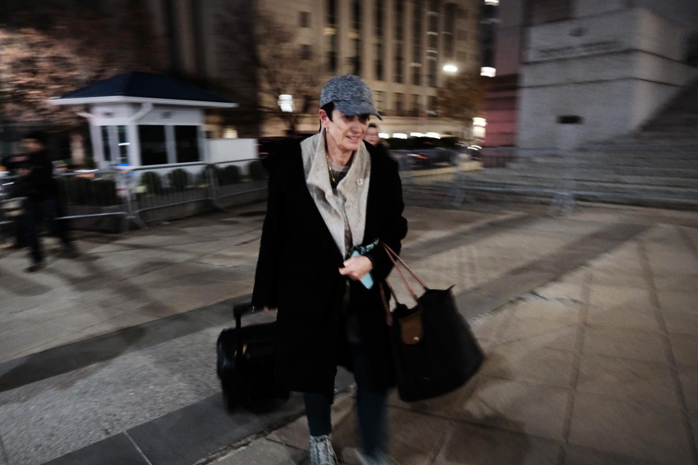 Money problems may have led Ghislaine Maxwell to find girls for Jeffrey Epstein, prosecutors say