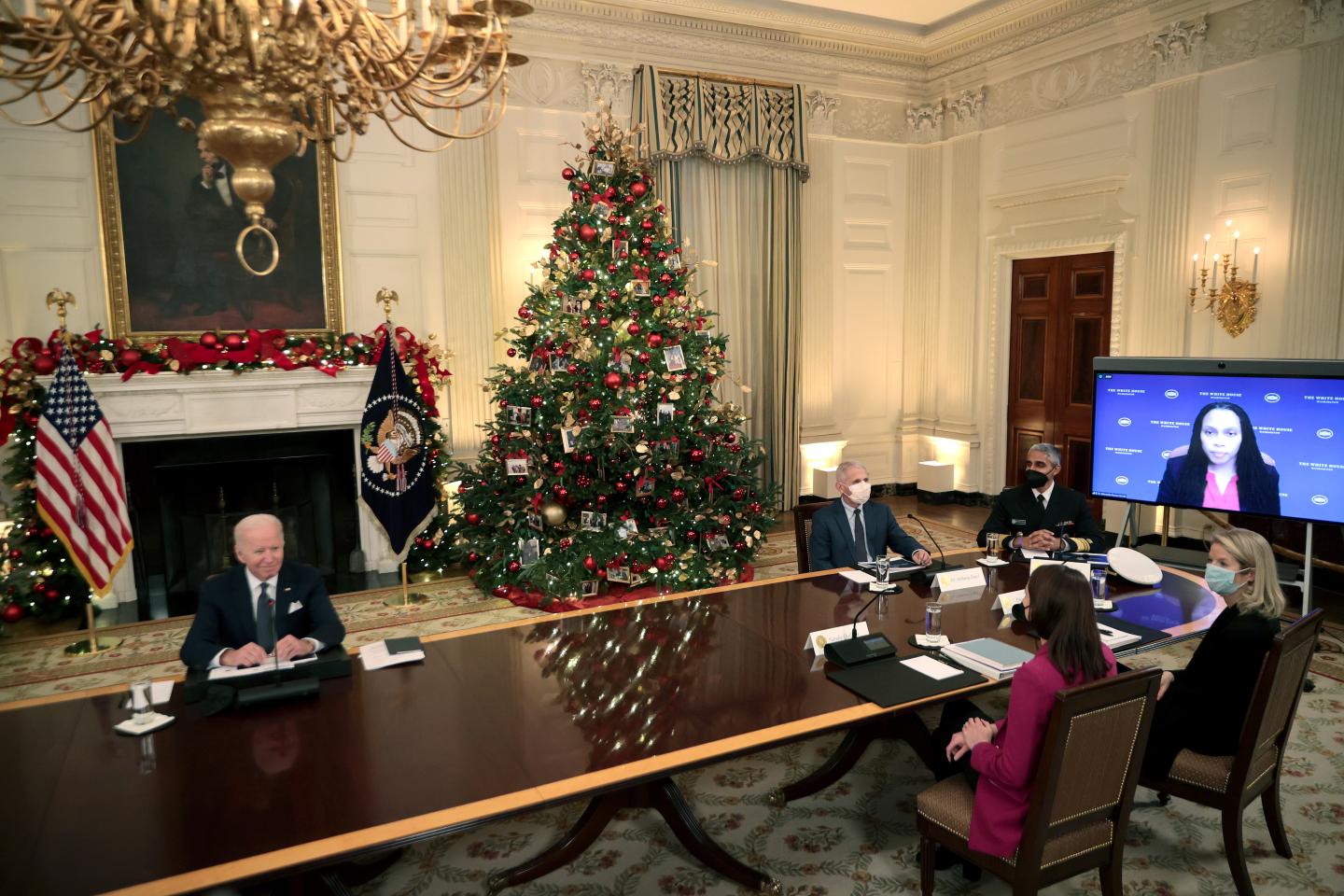 The U.S. is fighting over vaccine mandates, but most workers support strong COVID-19 measures