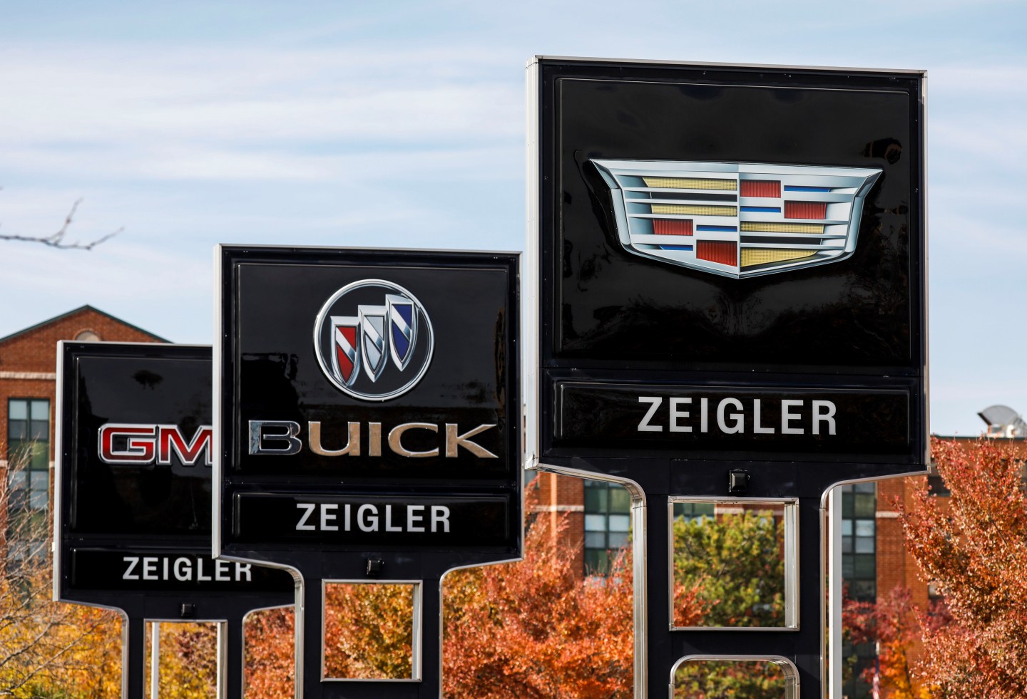 GMC dealership signs in Lincolnwood, Ill.