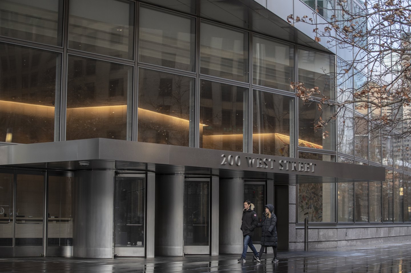 The Goldman Sachs headquarters building in New York, U.S., on Monday, Jan. 17, 2022. Goldman Sachs slumps as much as 8.9% on Tuesday, the most since June 2020, after its fourth-quarter trading revenues came in lower than expected, dragged down by an 11% decline in its equities business. Photographer: Victor J. Blue/Bloomberg via Getty Images