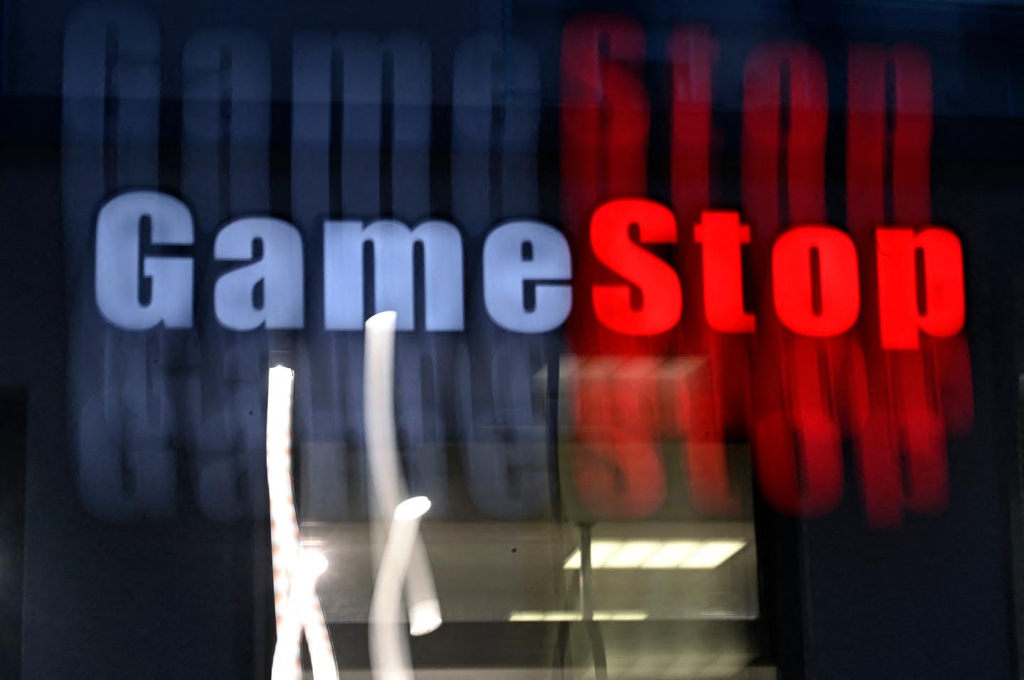 Retail investors are (still) re-shaping the markets one year after the GameStop trading frenzy
