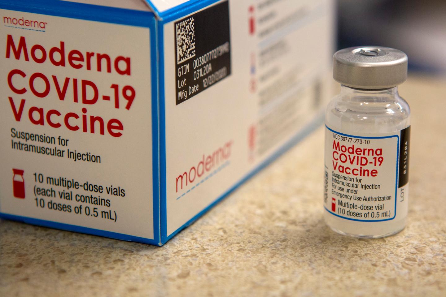 Moderna vaccine full FDA approval