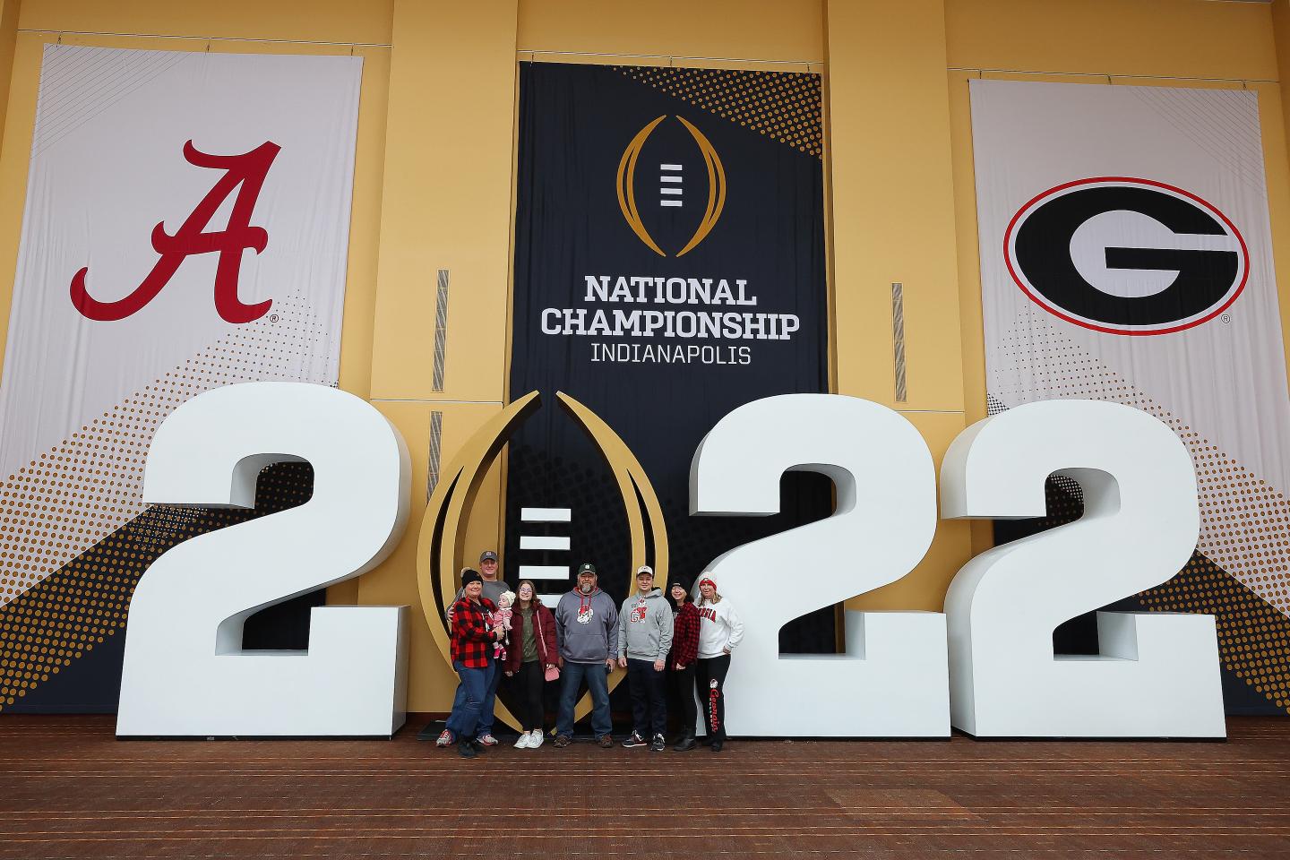 How to watch the 2022 NCAA college football championship live online for free—and without cable