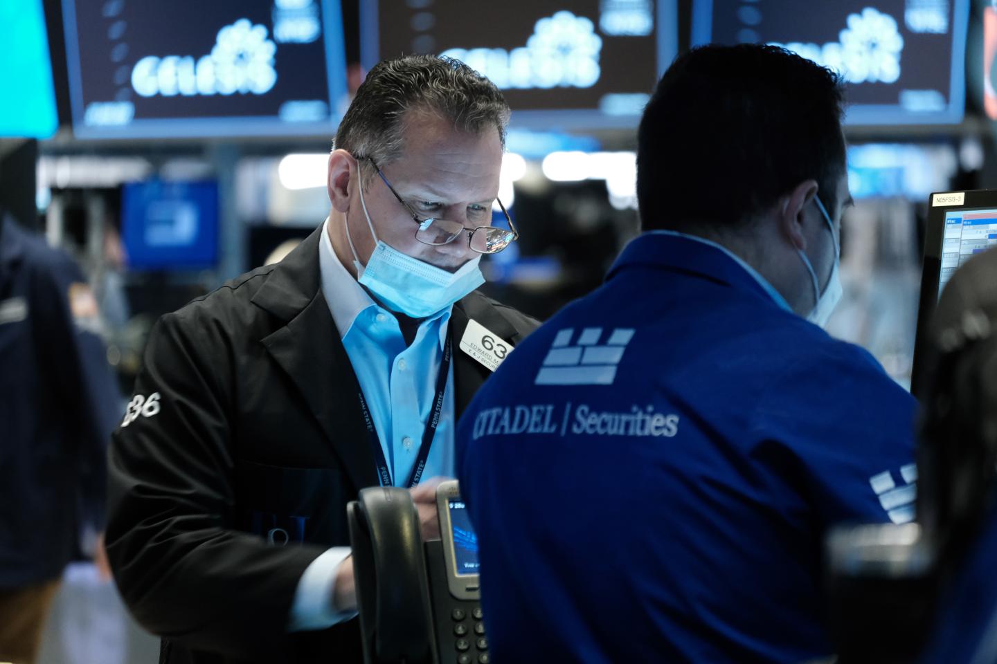 A parade of prominent Wall Street voices are already writing off 2022 as a lost year