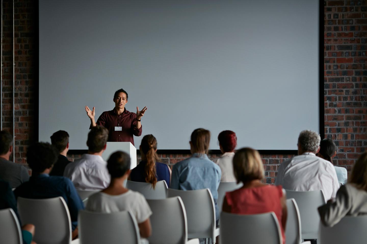 A Wharton Business School professor says her students think the average American makes six figures, and one thought $800,000 was an average salary
