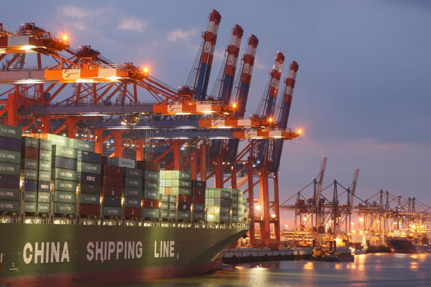 Companies are showering shipping workers with perks to try to get around the labor shortage